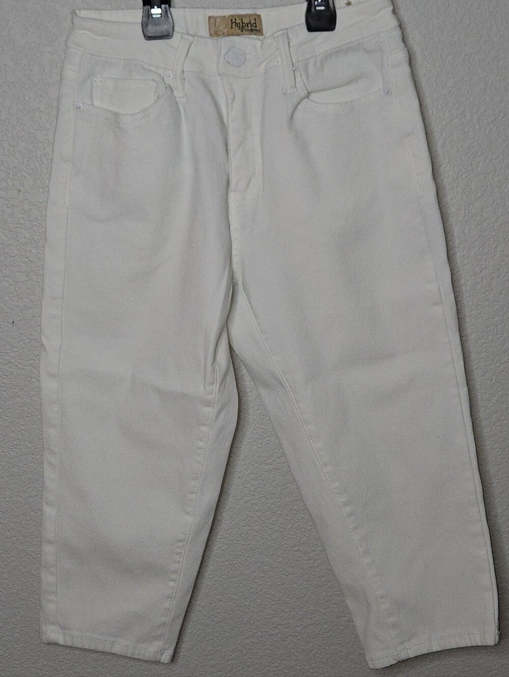 Hybrid & company Off-White Relaxed Straight Jeans